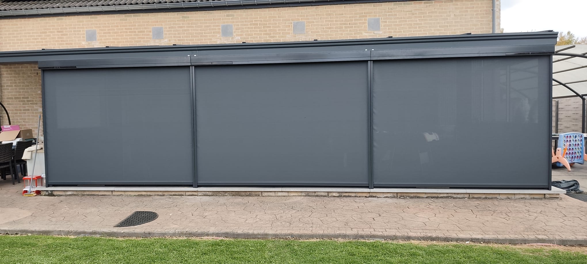 Volet roulant anthracite pour grande baie vitrée - VB Pro Châssis